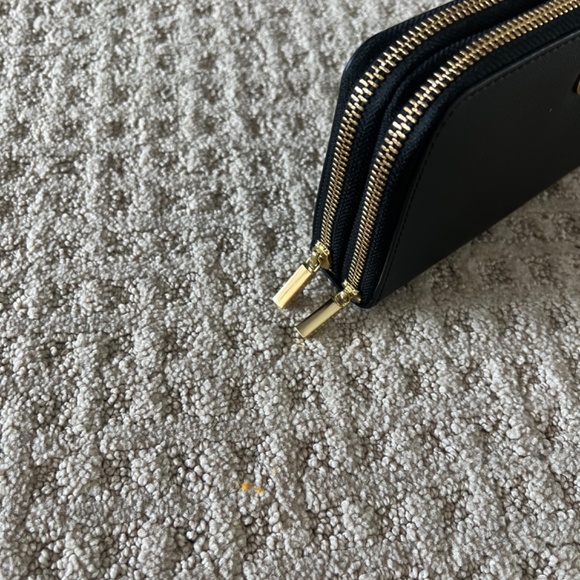 NWT Tory Burch double zipper leather wallet - Picture 3 of 6
